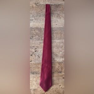 CHARVET Mens Place Vendôme Red and Blue Geometric Silk Tie